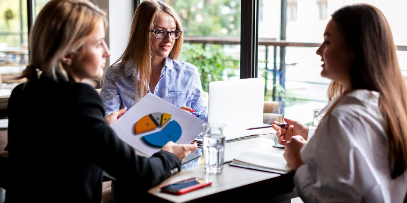 HR team aligning employee benefits with business growth stages